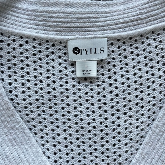 STYLUS Knitted V-Neck Oatmeal Sweater - Picture 3 of 4